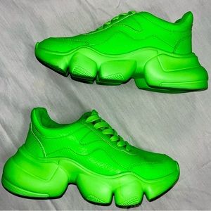 😍💚💞New- Worn 1x photoshoot Cape Robbin Neon Green Sneakers/Shoes - AMAZING 🤩